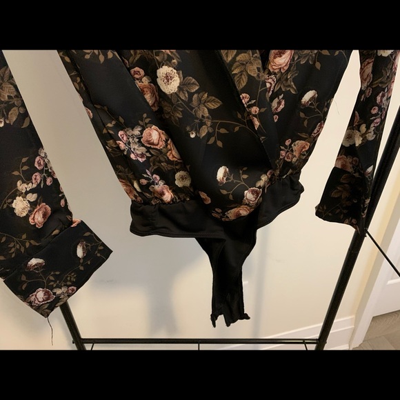 LULU’S Floral Satin Bodysuit - Picture 3 of 4